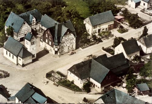 Historische Luftaufnahme von Maisborn